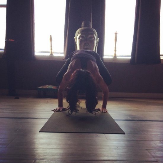 Teresa Giudice does yoga