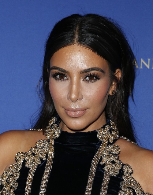 Kim Kardashian’s Vegas Fashion: Love It Or Hat