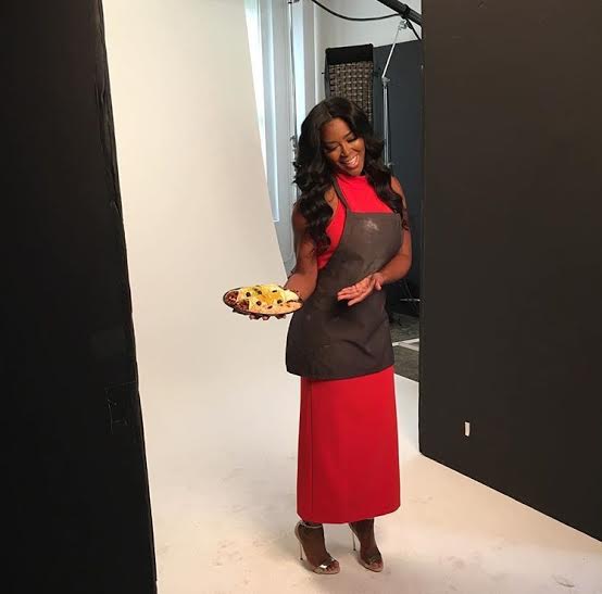 Kenya Moore meltdown on Worst Cooks in America