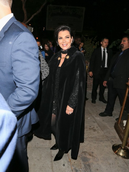 LOS ANGELES, CA - NOVEMBER 02: Kris Jenner is seen on November 02, 2016 in Los Angeles, California. (Photo by wowcelebritytv/Bauer-Griffin/GC Images)