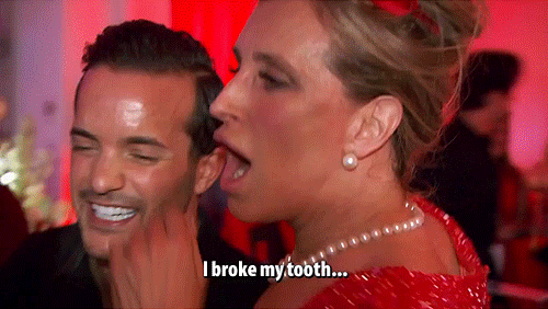 Sonja-Morgan-Broken-Tooth