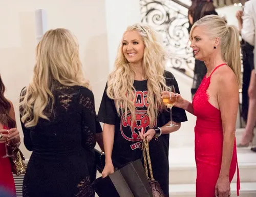 WornOnTV: Erika's pink paradise t-shirt on The Real Housewives of Beverly  Hills, Erika Jayne