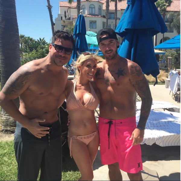 Brianna Stanko meets Jax Taylor - RHOC