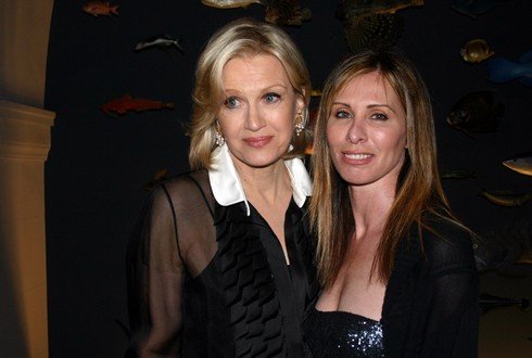 Diane Sawyer and Carole Radziwill during Diane Sawyer Presents Author Carole Radziwill with an Award at the Annual Sarcoma Foundation of America Gala at American Museum of Natural History in New York City, New York, United States. (Photo by Hikari Yokoyama/WireImage)