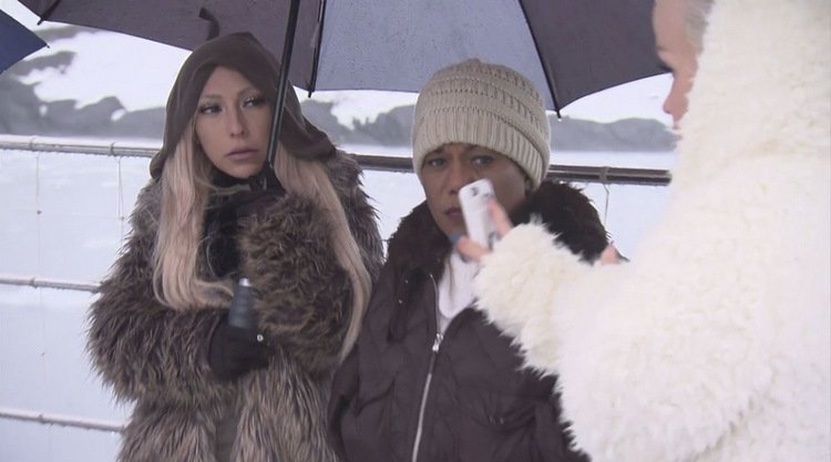 Jasmine-Sorge-Tonya-Banks-Terra-Jole-Winter-Coats-Hats-Umbrella-Alaska-LWLA
