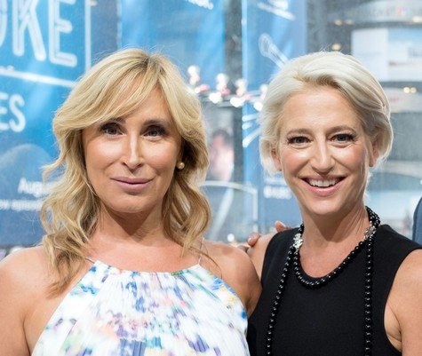 NEW YORK, NY - AUGUST 23: TV personalities from 'Real Housewives of New York' Sonja Morgan (L) and Dorinda Medley visit 'Extra' at their New York studios at H&M in Times Square on August 23, 2017 in New York City. (Photo by Paul Zimmerman/Getty Images for Extra)