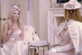 Brandi Redmond and Stephanie Hollman compliment one another on their outfits for the Honest Tea