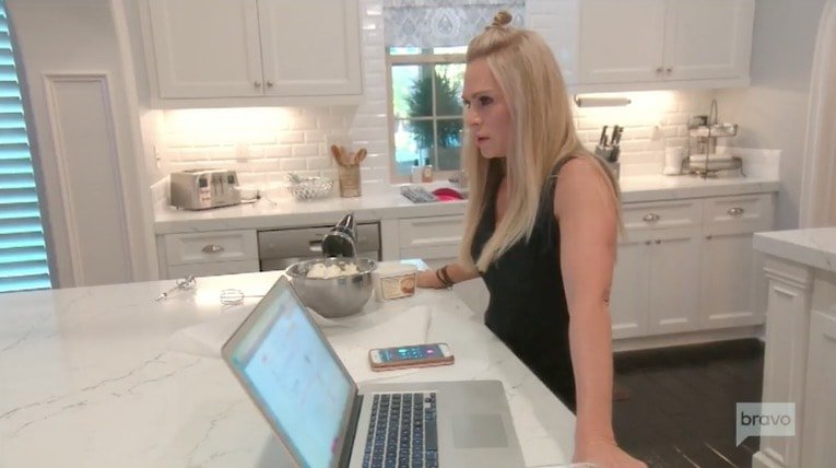 Vicki reaches out to Tamra