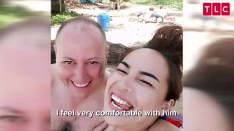 David-Annie-I-Feel-Comfortable-Selfie-90-Day-Fiance