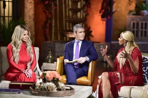 Kim Zolciak Gets Slammed By Marlon Wayans For Her Appearance The Real Housewives Of Atlanta Reunion