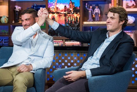 Jax Taylor Says He Didn’t Accept Job Offer In Tampa Because His Father Died; Shep Rose Doesn’t Understand Why Naomie Olindo Tracks Craig Conover’s Location On Her Phone