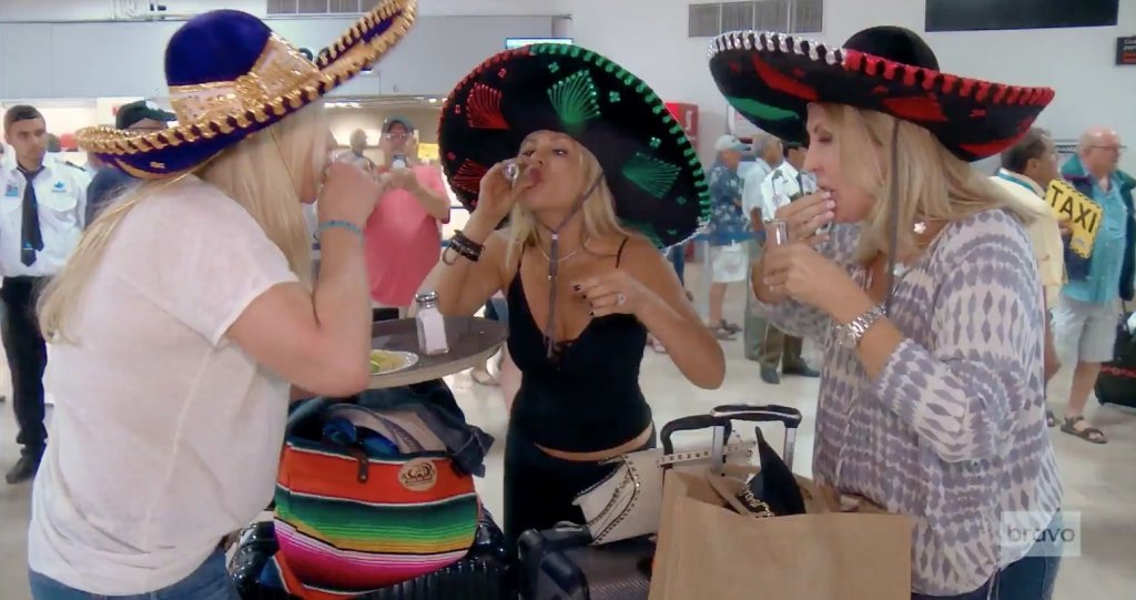 Tamra, Shannon, & Vicki bond in Mexico