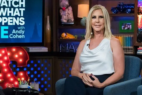 Vicki Gunvalson Says Kelly Dodd “Divorced A Millionaire Hoping For A Billionaire”