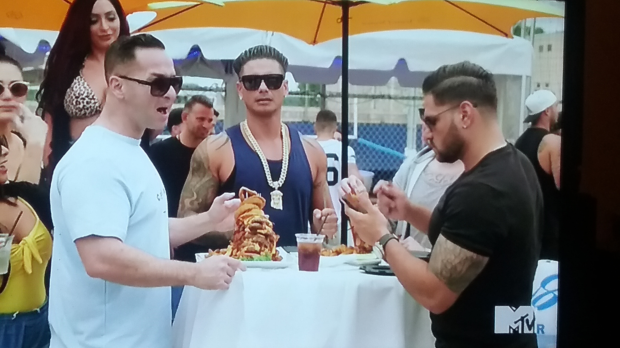 Jersey Shore: Family Vacation Recap: Snooki Takes a Pregnancy Test and Ronnie Crosses the Line with Another Woman