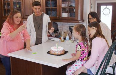 Catelynn and family celebrate Carly