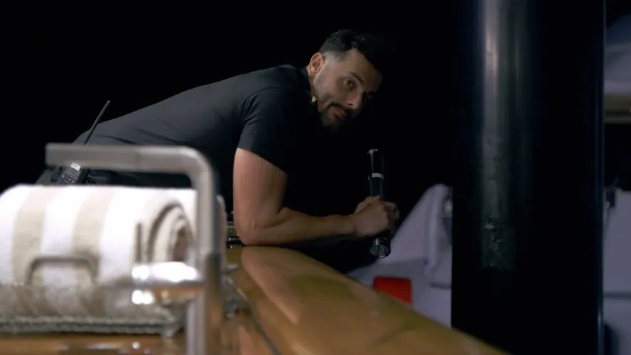 below deck down under recap season 1 premiere jamie sayed bosun nighttime docking low tide