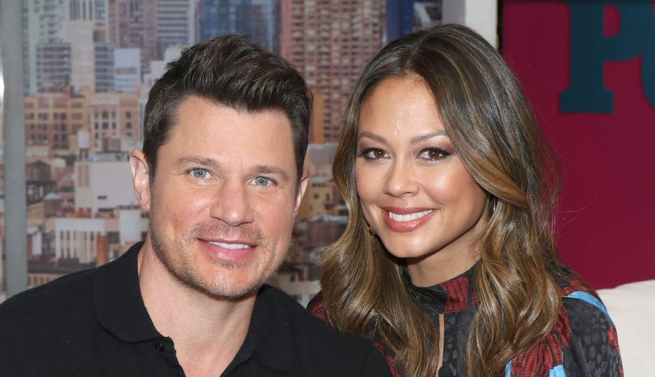 Love Is Blind Host Vanessa Lachey Stands By Husband Nick Lachey Amid