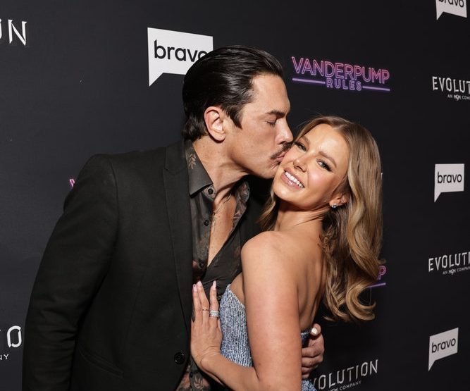 Vanderpump Rules Star Ariana Madix Reportedly Films Sits Down With Tom Sandoval About Raquel Leviss Affair; Ariana Feels "Gaslit" By Tom's Excuses - Reality Tea