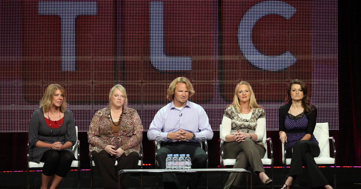 How a Sister Wives Holiday Text Chain Ruined the Family