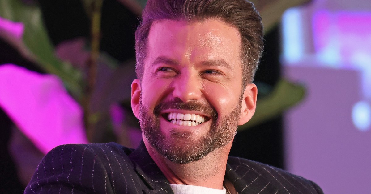 Johnny Bananas Reveals Which Challenge Newbie Slid Into His DMs