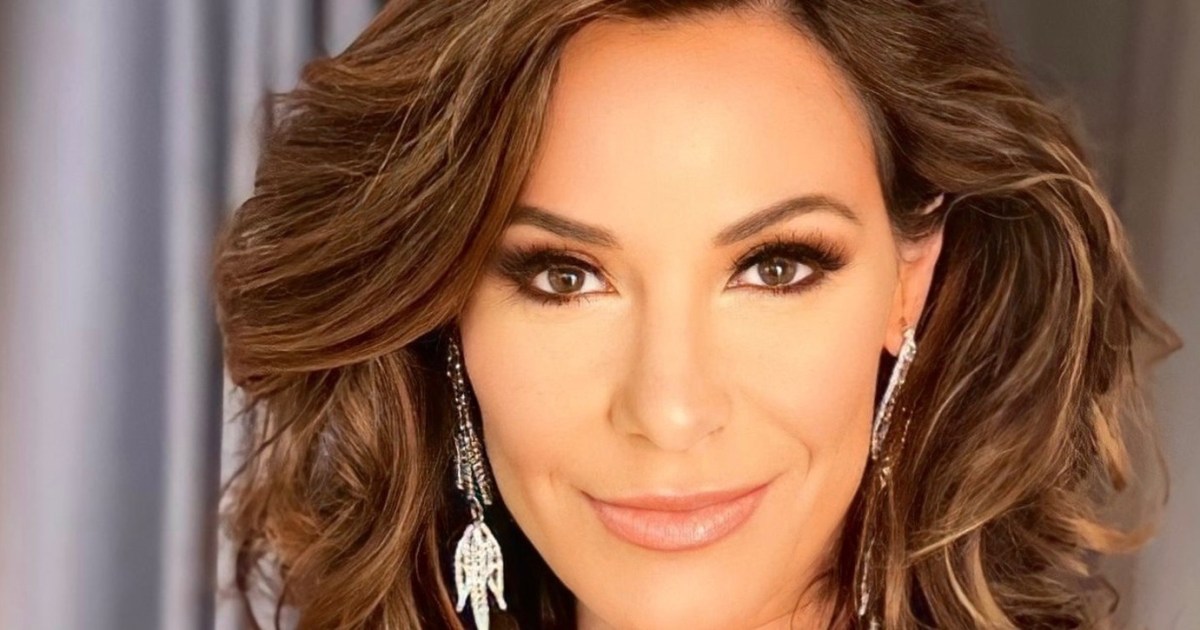 EXCLUSIVE Luann de Lesseps Talks Countess Cabaret Tour