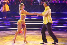 Maurico Umansky and Emma Slater dancing in yellow costumes on Dancing with the Stars