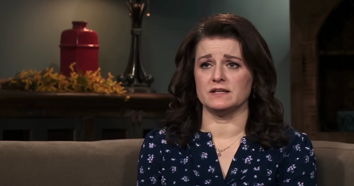 Five Ways Robyn Brown Made Herself Look Bad