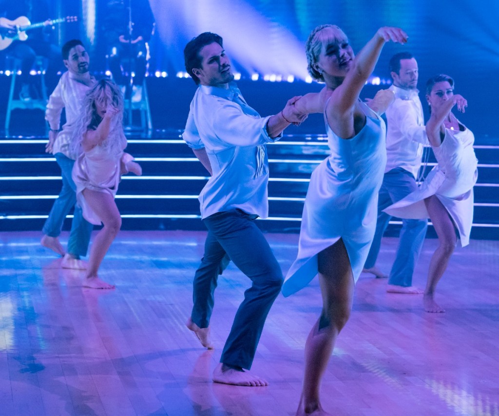 Dancing with the Stars Season 32, Episode 9 recap