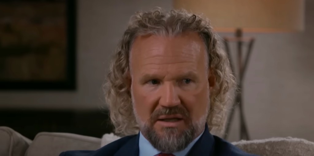 Sister Wives star Kody Brown looking suspicious. 