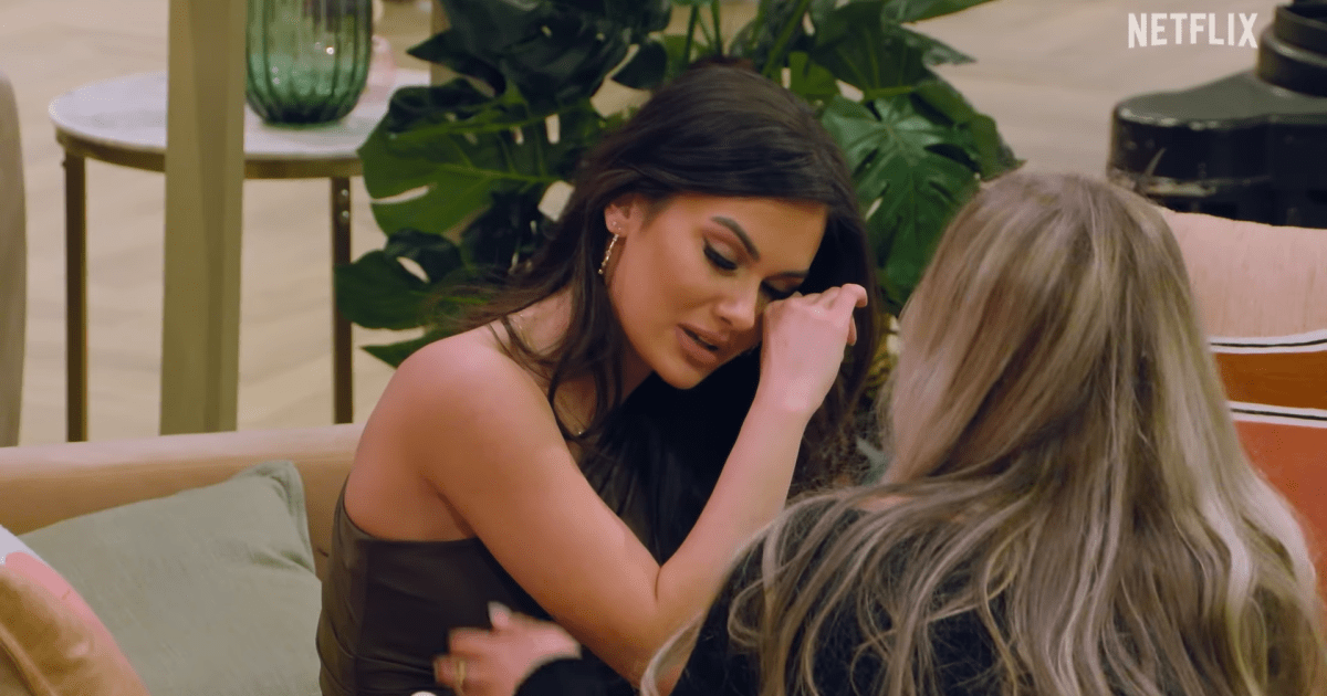 Love Is Blind Season 6 Trailer Teases 'Love Triangle' - Reality Tea