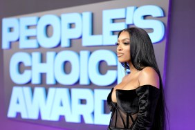 Porsha Williams at the 47th Annual People's Choice Awards