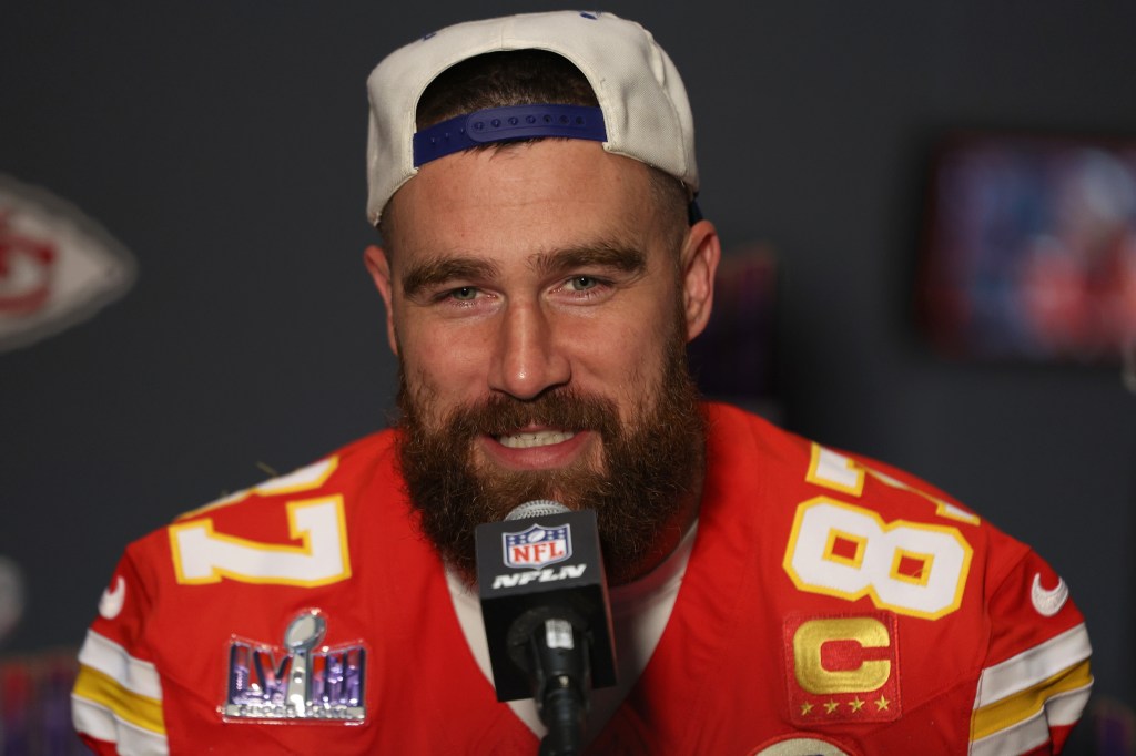 Johnny McIntyre and Amy Cortés Discuss Travis Kelce Watching Love Is Blind