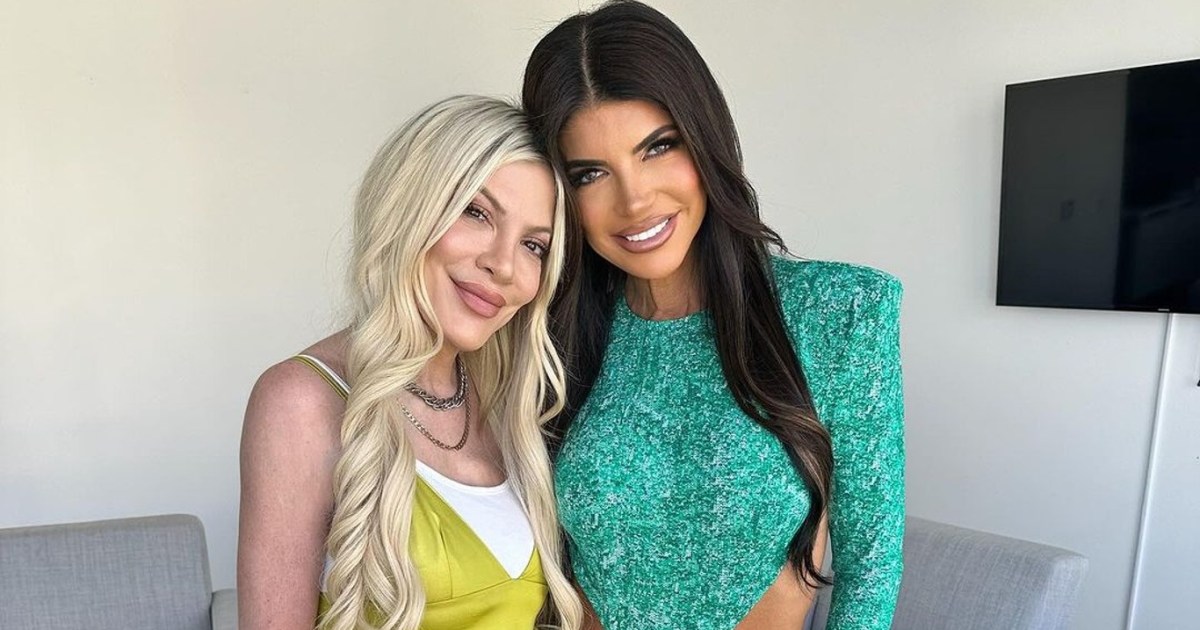 Teresa Giudice ‘Instant BFFs’ With Tori Spelling After Podcast Collab
