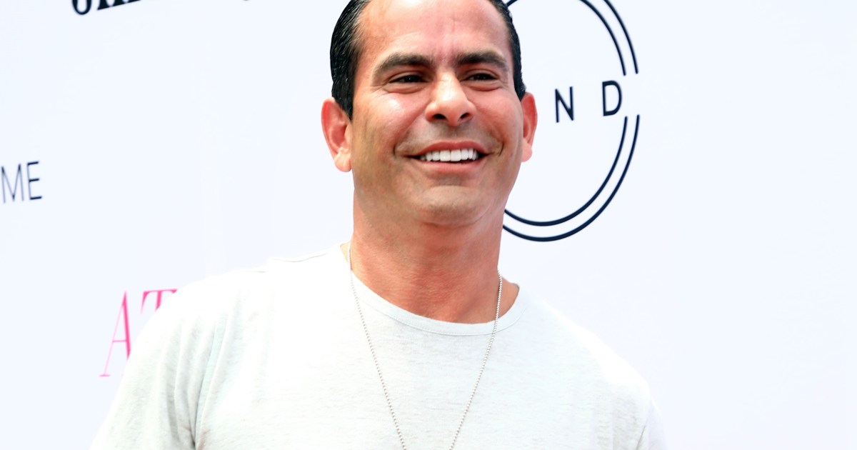 Luis Ruelas lashed out at Margaret Josephs on Instagram