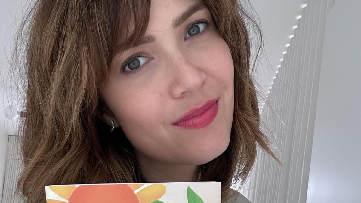 Mandy Moore's Thanksgiving Photo as a Family of 5 Is Absolutely