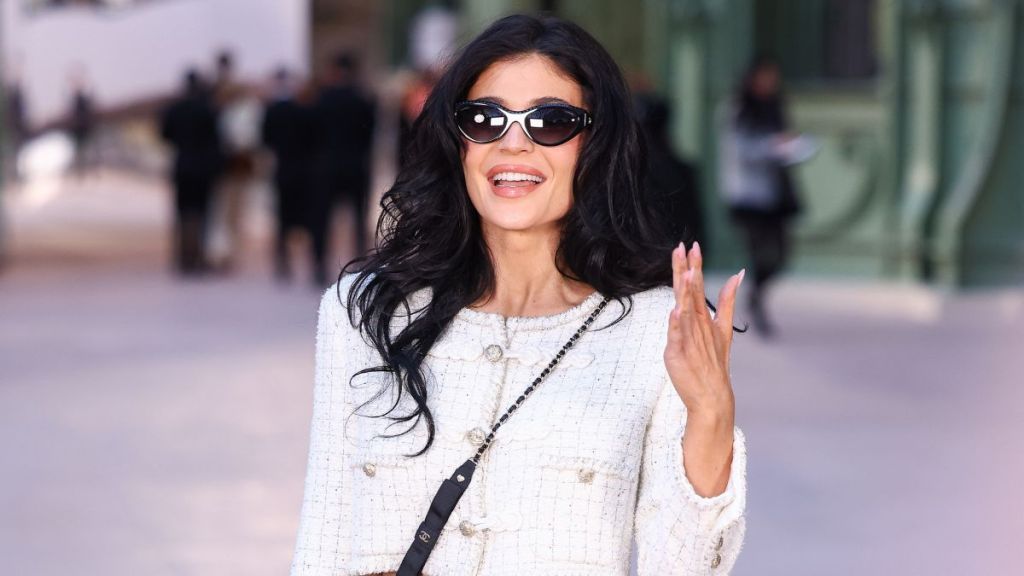 Kylie Jenner Paris Photos