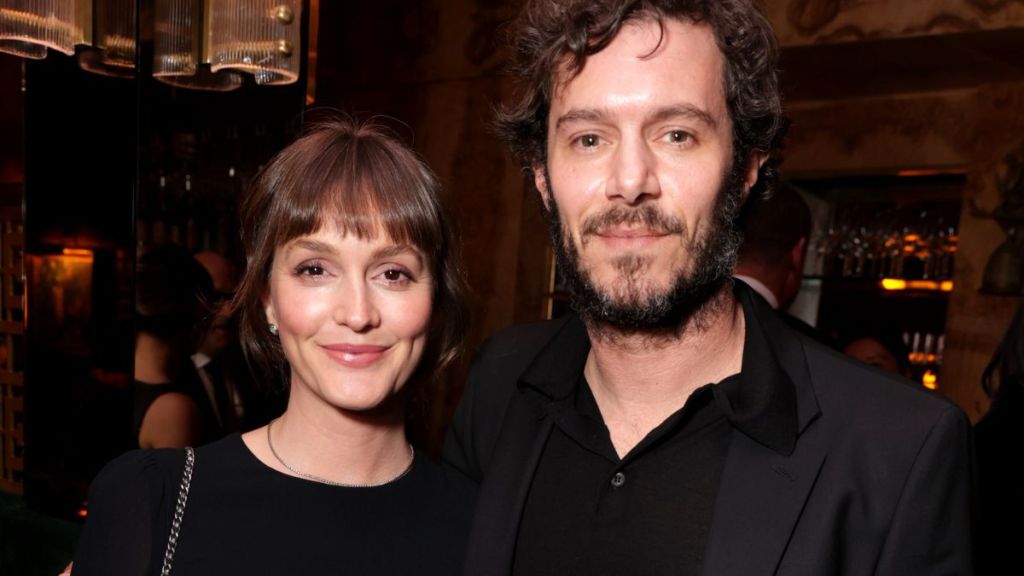 Leighton Meester Adam Brody house wildfire