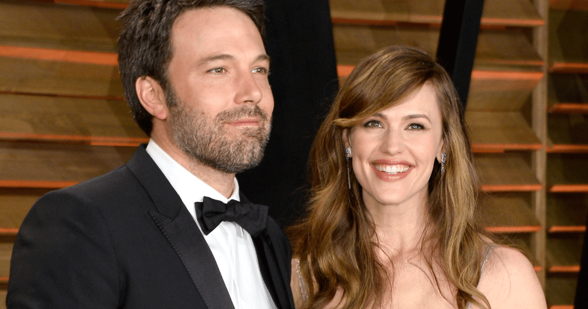 Jennifer Garner & Ben Affleck's Hug Photos Are 'Disrespectful', Says Boyfriend - Report