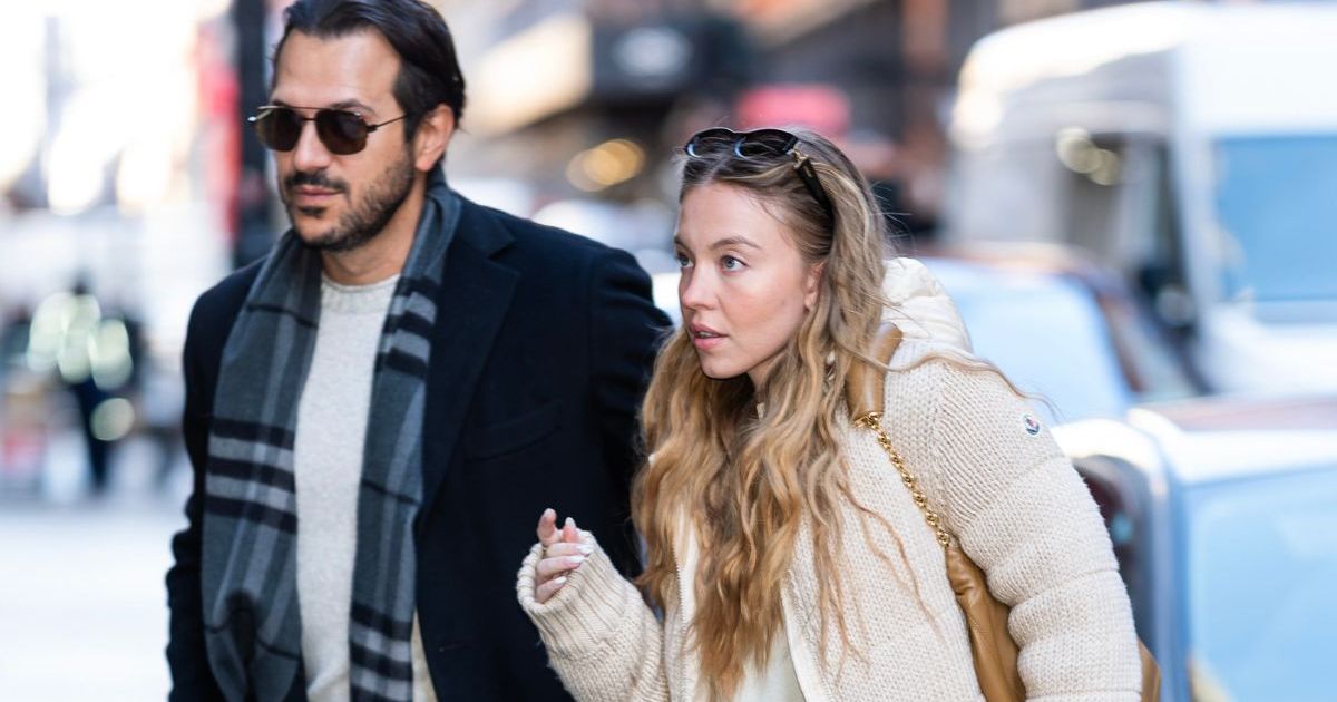 Sydney Sweeney's Living Situation Sparks Breakup Rumors - Report