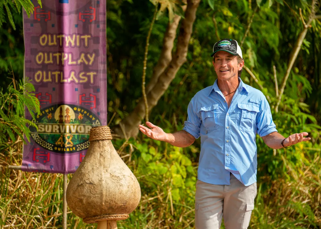 who got voted off survivor last night week 8