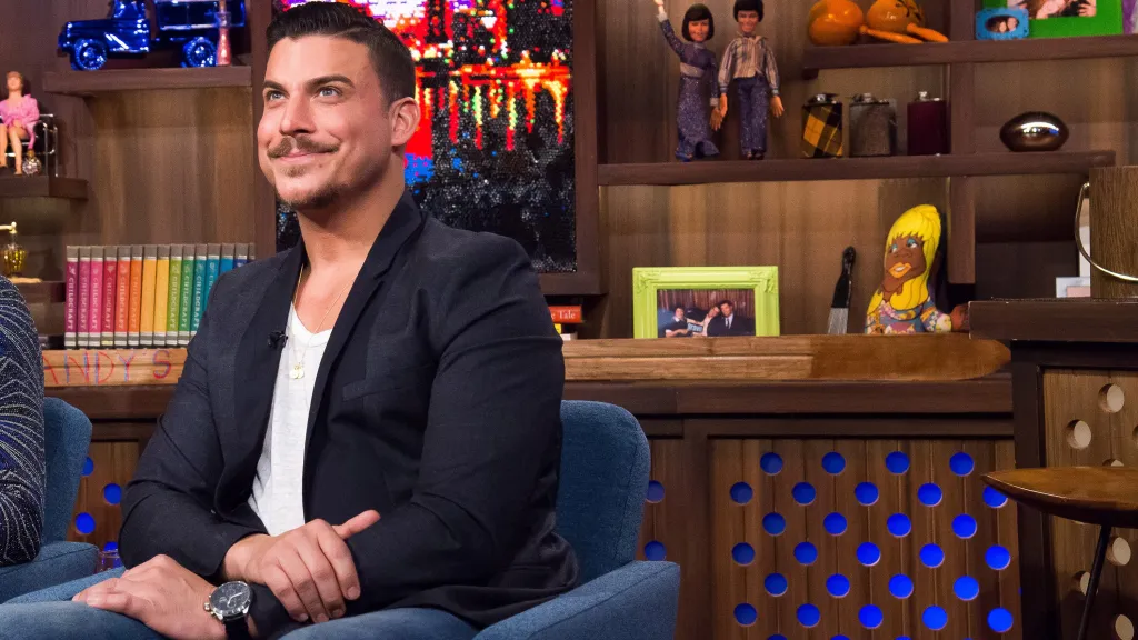 Jax Taylor exposed crotch paparazzi