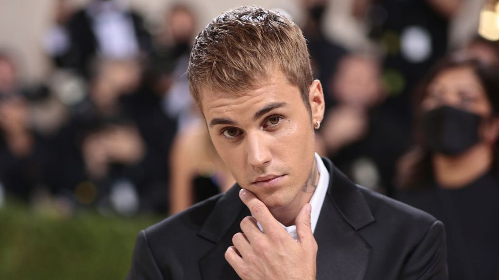 Justin Bieber brother Coachella video