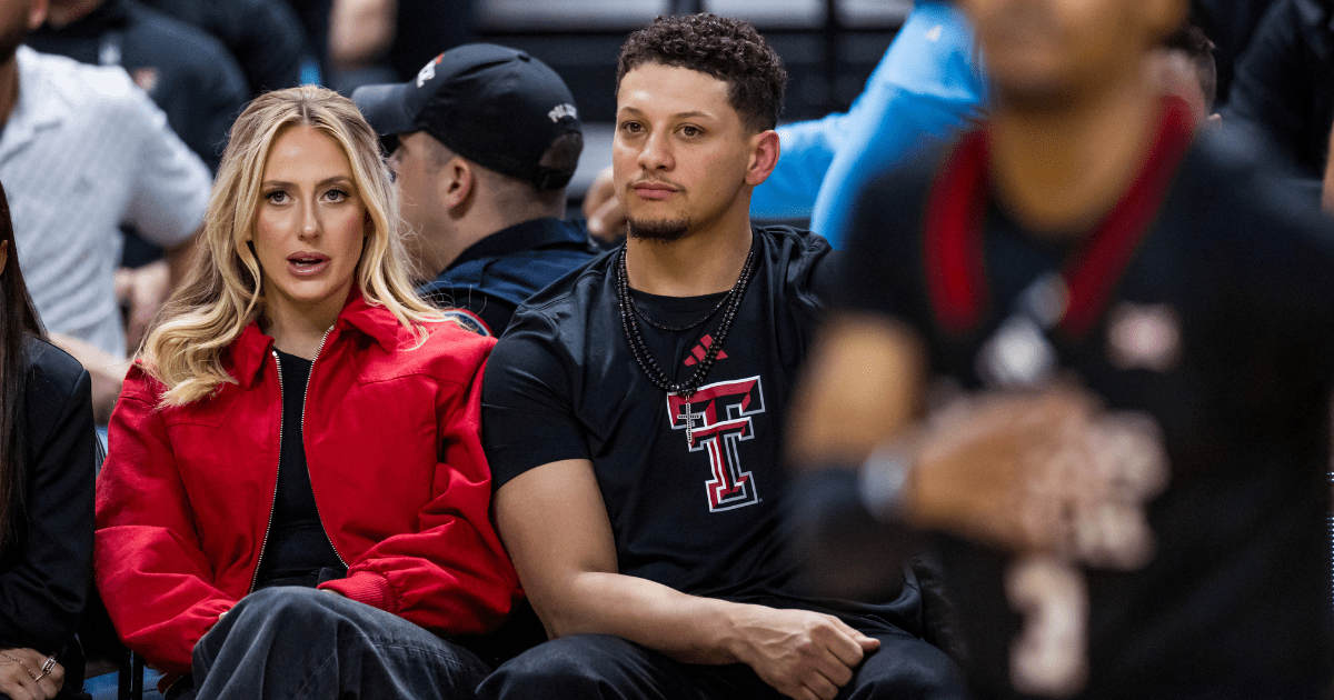 Brittany & Patrick Mahomes' Easter Photos Are One for the Books