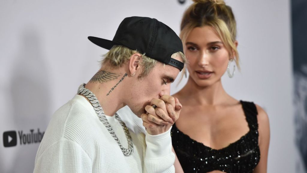 Justin Bieber's Pushing Hailey Bieber's Buttons by 'Smooching Other Women,' Says 'Source'
