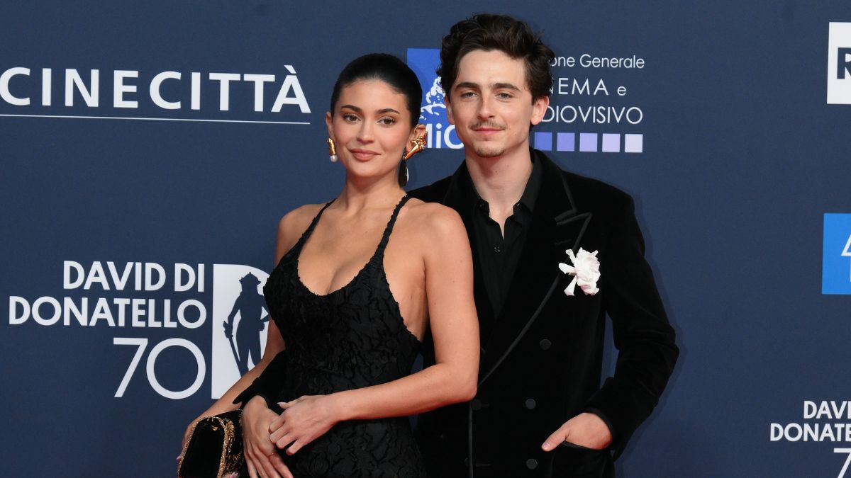 Here’s Why Kylie Jenner Wore Black With Timothee Chalamet on Red Carpet