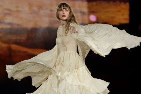 Taylor Swift AMAs 2025