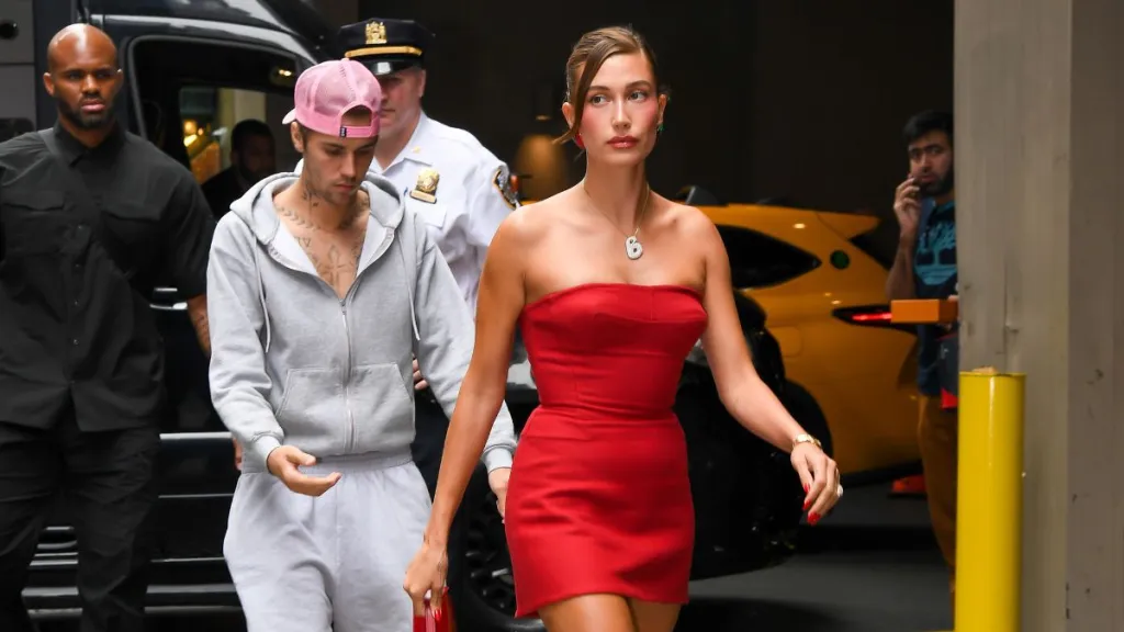 Justin Bieber and Hailey Bieber arrive at Krispy Kreme in Times Square on August 28, 2023 in New York City.