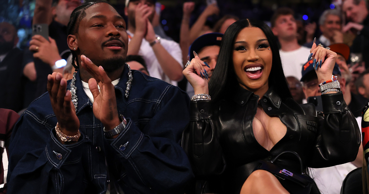 Cardi B & Stefon Diggs Cozy Up at Knicks Game Amid Dating Rumors