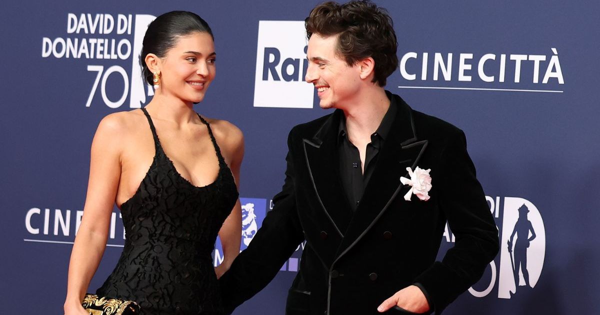 Kylie Jenner & Timothee Chalamet’s Relationship Is PR Perfection, Experts Claim