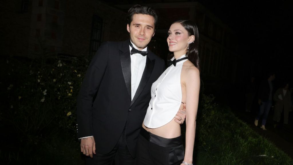 Brooklyn Beckham, Nicola Peltz at Victoria Beckham Paris Fashion Week RTW Spring 2025 - Arrivals on September 27, 2024 in Paris, Ile-de-France.